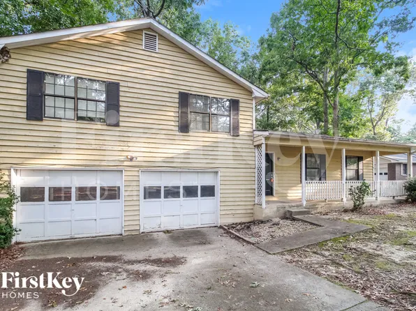 1070 Oak Grove Cir, Lawrenceville, GA 30043