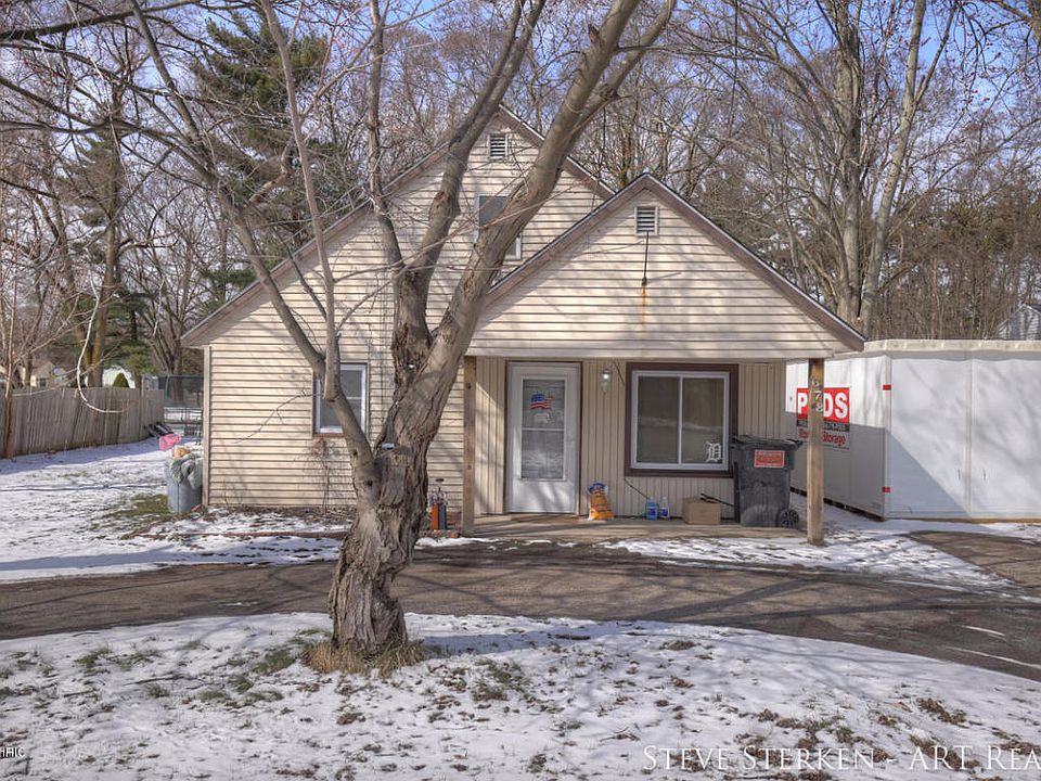 1st image of 678 Butternut Dr