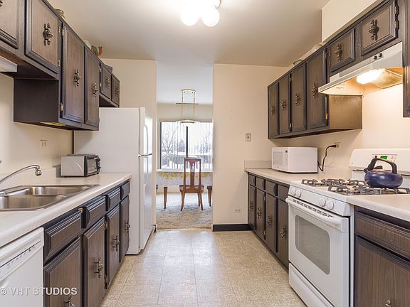 4th image of 2150 Valencia Dr APT 209A