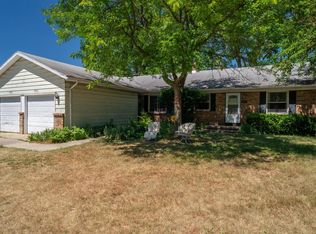 5804 Christie Ave SE, Kentwood, MI 49508