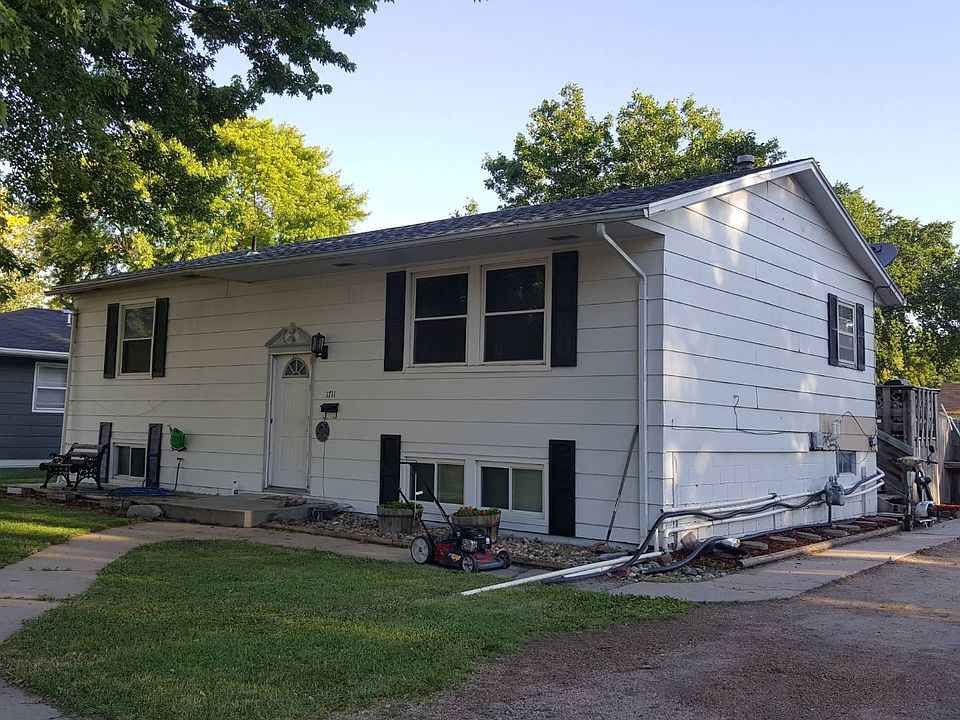 2nd image of 1711 22nd St