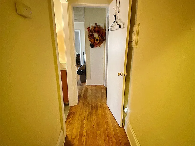 1034 12th Ave #3 — Photo 3