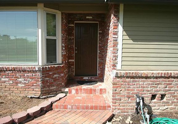 2nd image of 6209 Glademont Ct