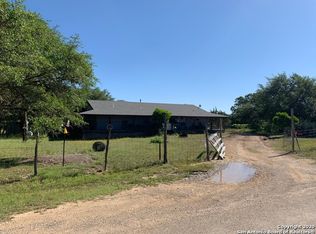 481 Rust Ranch Rd, Blanco, TX 78606