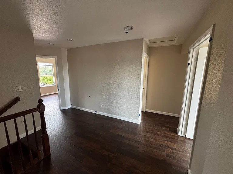 866 Papaya St — Photo 10