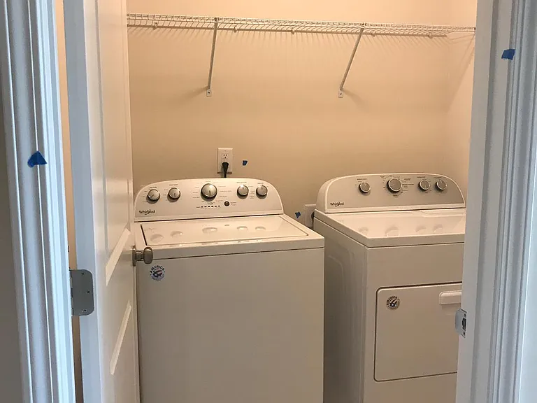 2ndfloorLaundryRoom