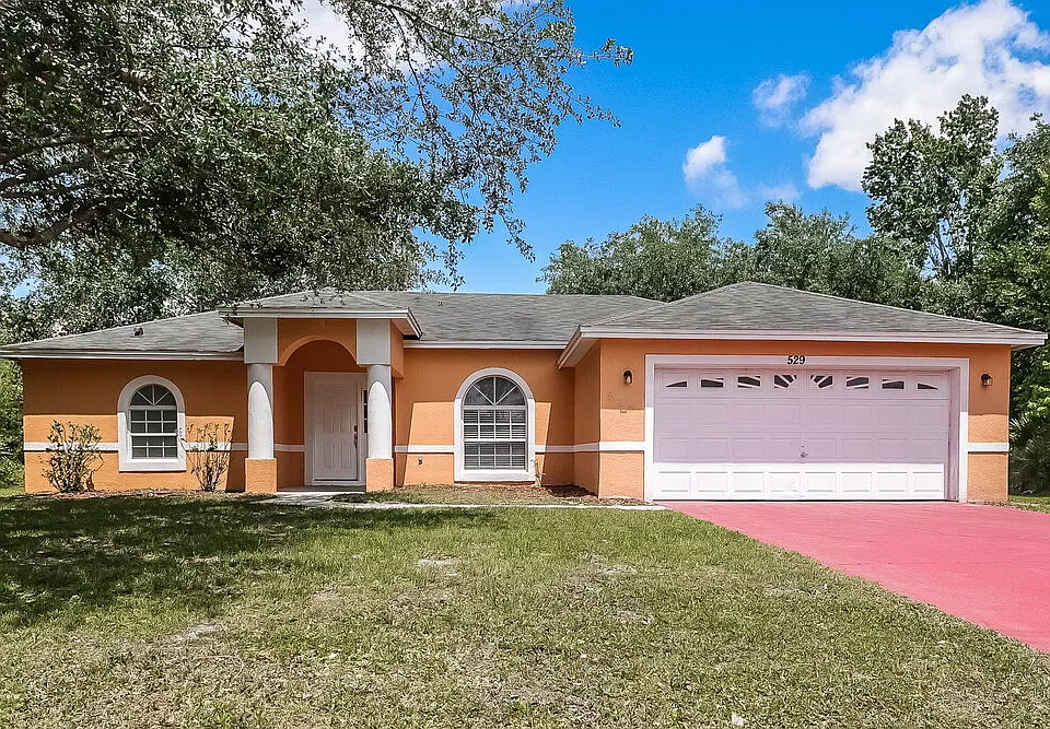 529 Hummingbird Ct