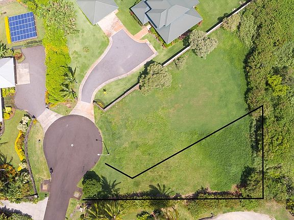 2nd image of 3052 Lauae Pl Lot 8-B