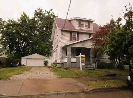 1st image of 62 Carlton Dr