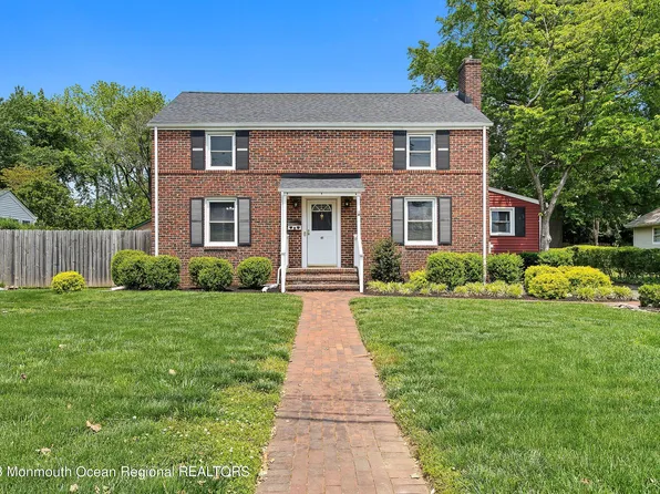 61 Obre Place, Shrewsbury Boro, NJ 07702