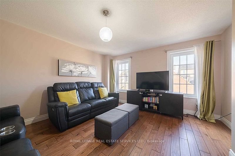 Oakville Townhouse for rent - 4 Bedrooms — photo 12