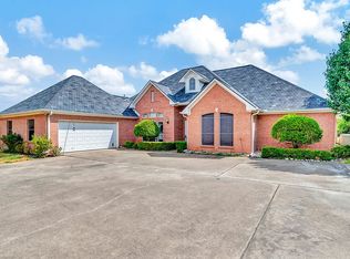 9384 High Country Ln, Forney, TX 75126