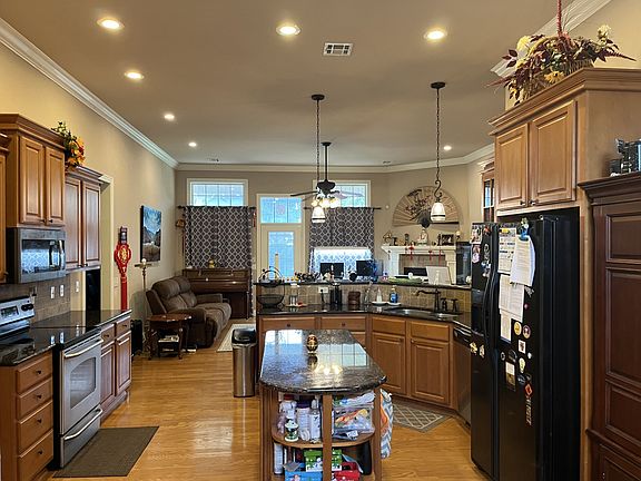 4th image of 1530 Whippoorwill Ln