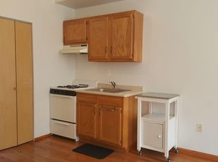 712 S 16th St #2F, Philadelphia, PA