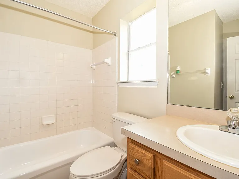 12710 Dunns View Dr — Photo 14