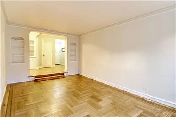 Sold by Barak Realty | media 2