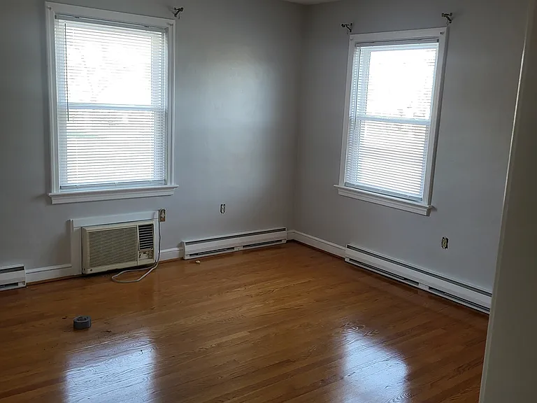2601 Guilford Ave SW — Photo 3