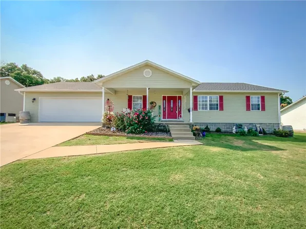 113 Paradise Cove Ln, Berryville, AR 72616