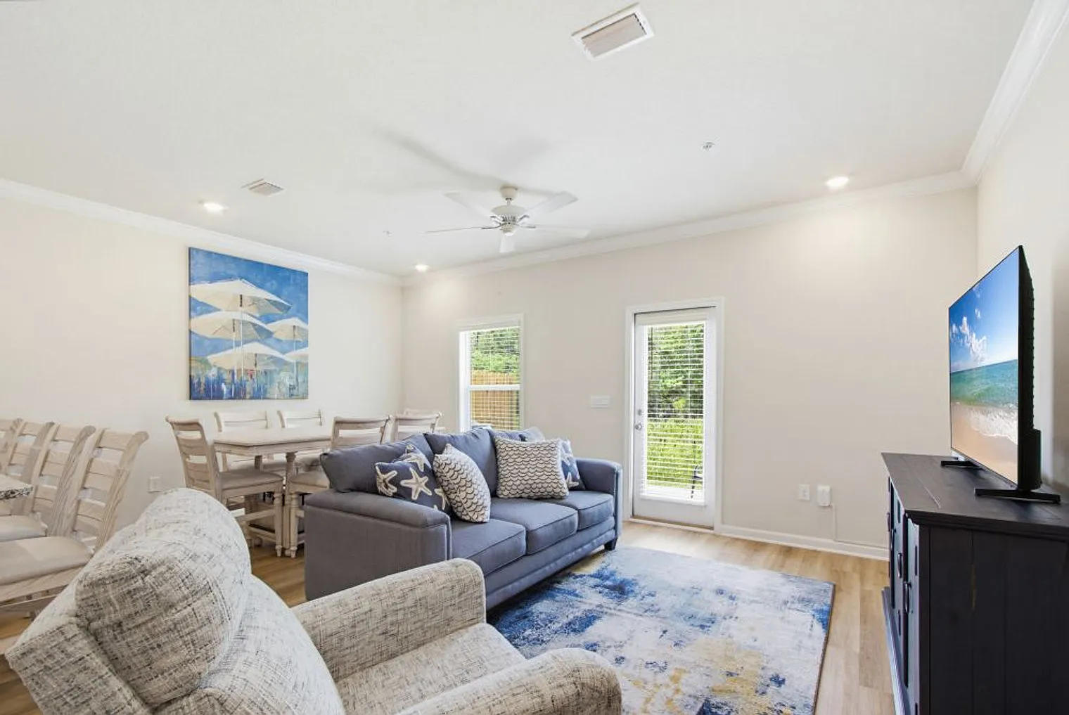 3 bed, 3.0 bath, 1431 sqft, $2,762 — Photo 4