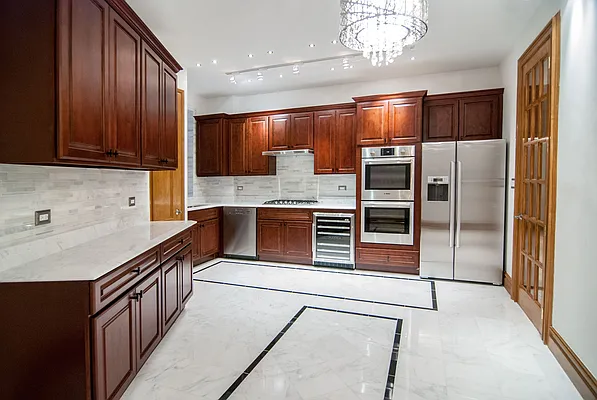 Rented by WAM Partners - William Moses Co. | media 79