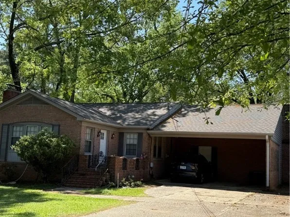102 E Glen Iris, Tuscaloosa, AL 35405