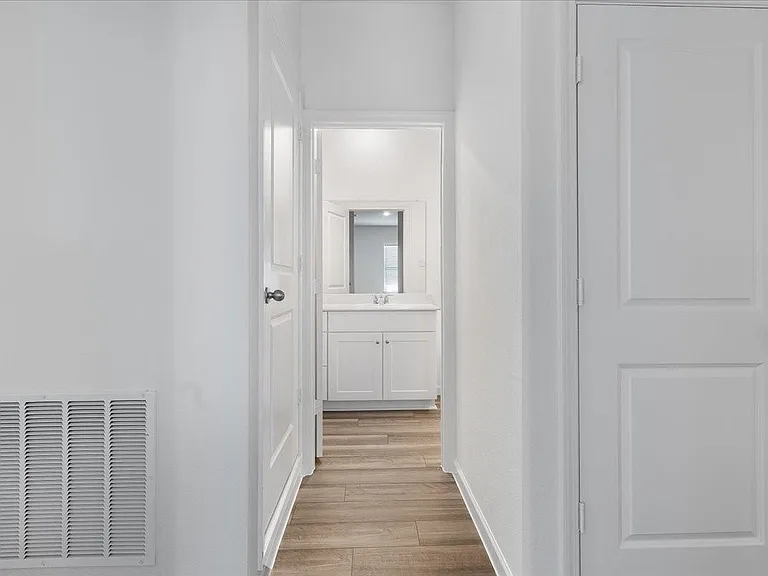 4406 Wood Fern Rd — Photo 10