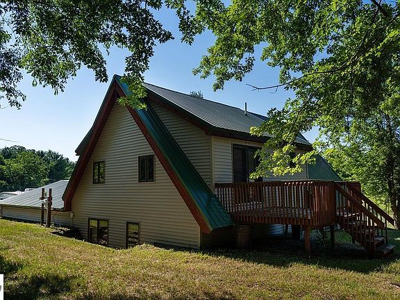 2nd image of 6696 S Nottawa Rd