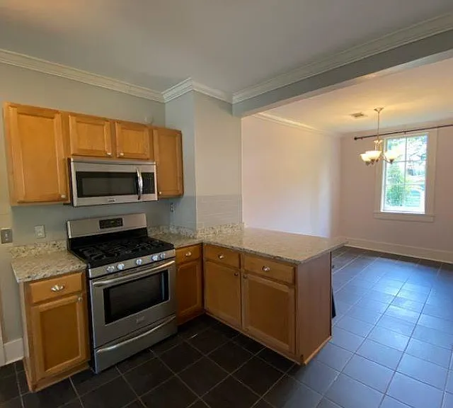 116 N Spruce St — Photo 11