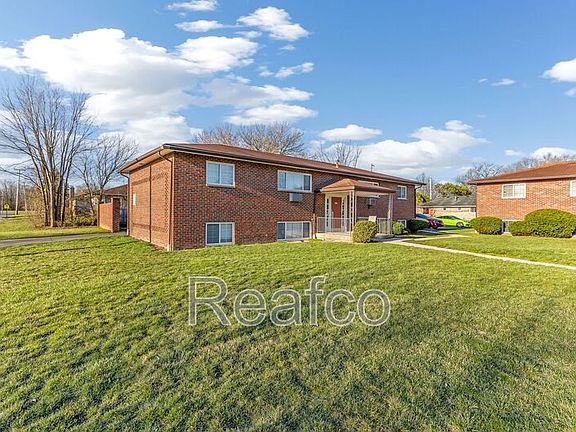 4th image of 1045 Binns Blvd APT D