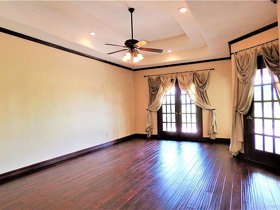 4th image of 1919 Fairway Ct