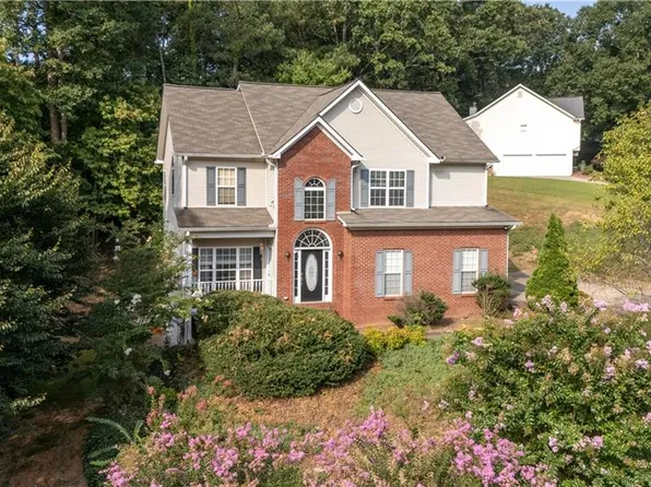 424 Lancaster Dr, Canton, GA 30114