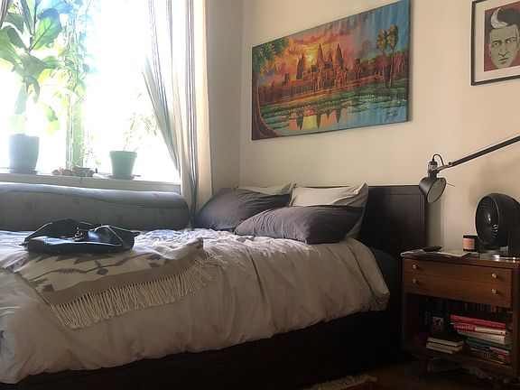 3rd image of 329 Sterling St APT 5B