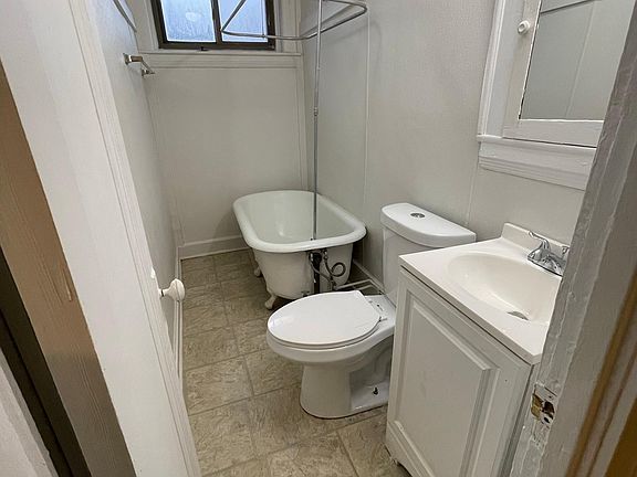 3rd image of 14323 Madison Ave #1