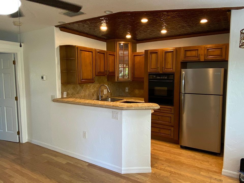 1st image of 125 5th Ave #370