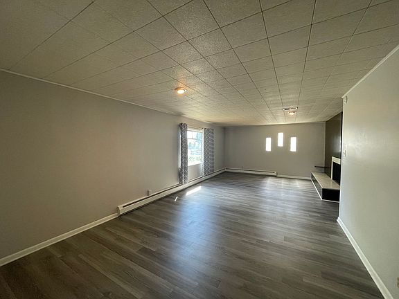 4th image of 865 S Peterson Way