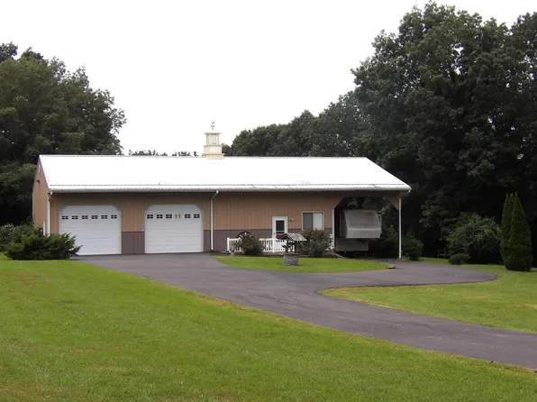 907 State Route 819 N, Kuttawa, KY 42055