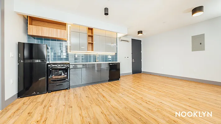 Rented by Nooklyn NYC LLC | media 24