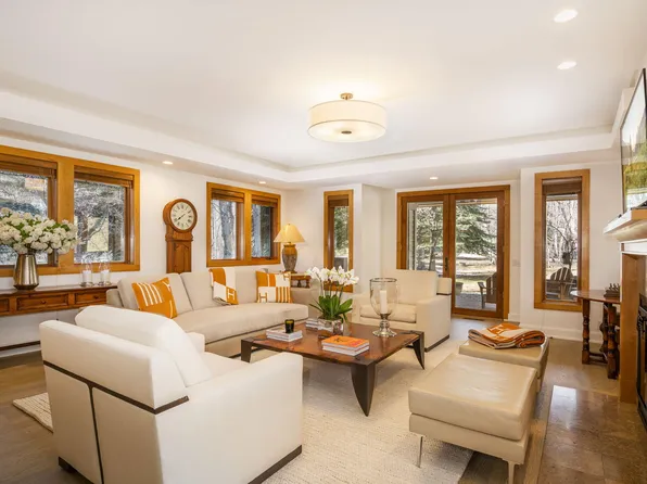 214 Teal Dr, Hailey, ID 83333