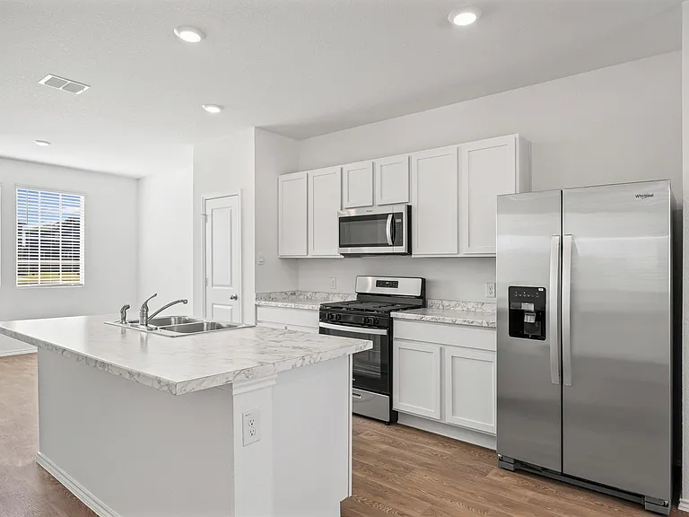 310 Puerto Plata Ave — Photo 1