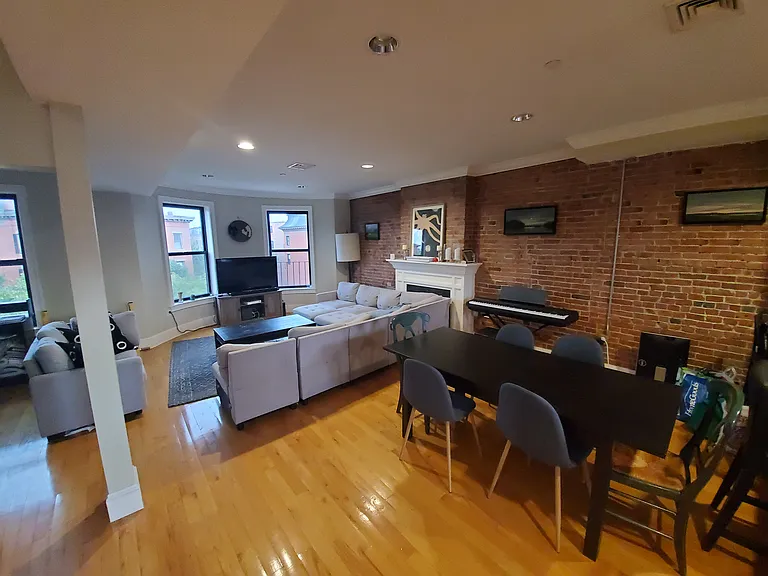 681 Tremont St #4 — Photo 2