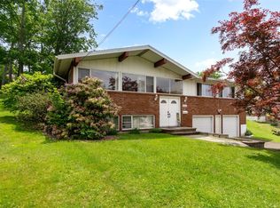 3616 Beatrice Ln, Endwell, NY 13760