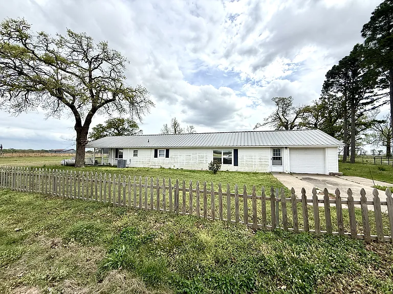 52 Landmark Rd — Photo 23