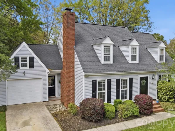 8912 Danson Dr, Charlotte, NC 28277