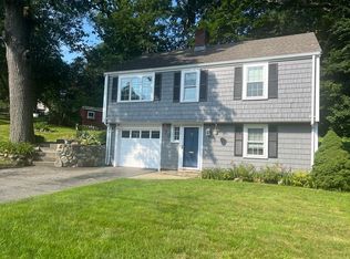 39 Myrtle Ave, Wakefield, MA 01880