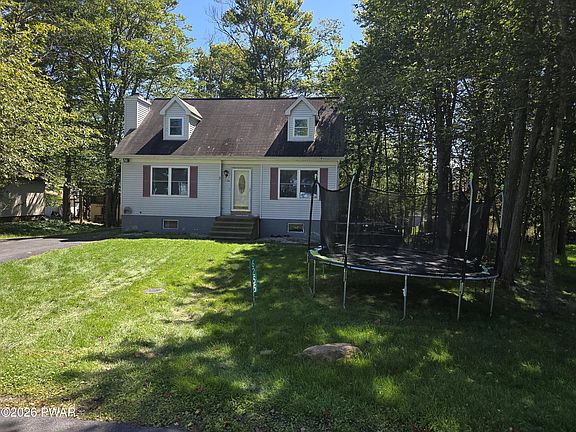 3rd image of 6255 Park Pl