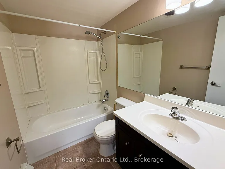 301 West St N #1 — Photo 7