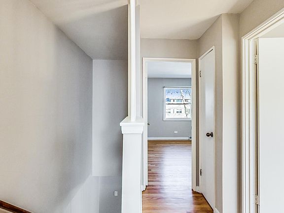 5th image of 4839 Crain St