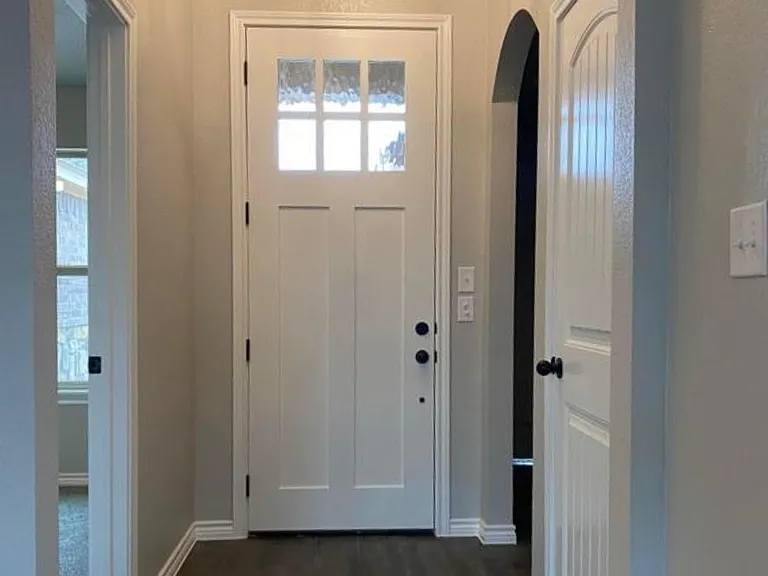 220 Saint Charles Dr #A — Photo 2