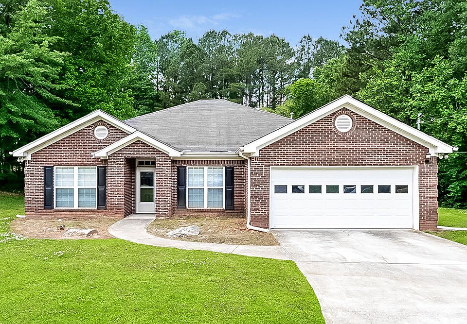 1st image of 5676 Hunters Chase Dr