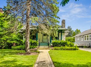 225 Herrick Rd, Riverside, IL 60546